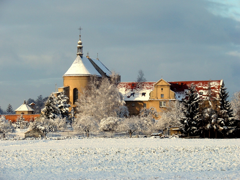 Kloster von Ostrzeszów Online-Puzzle