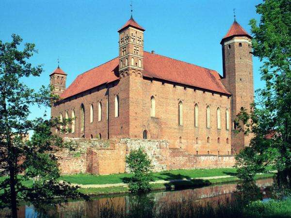 Castillo en Lidzbark Warm. rompecabezas en línea