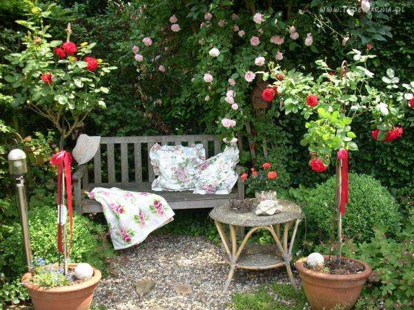Jardim de rosas quebra-cabeças online