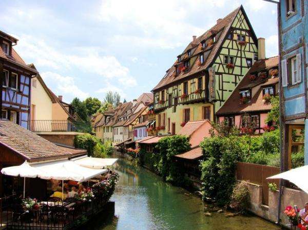 Färgglada Alsace Pussel online