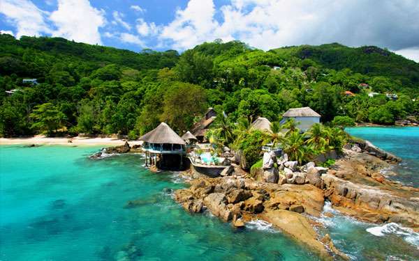 Exotic island jigsaw puzzle online