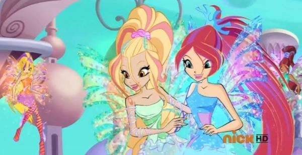 Winx Club - Bloom and Daphne jigsaw puzzle online