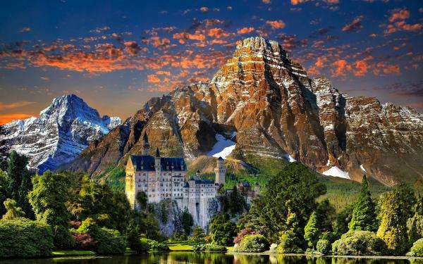 Château de Germania dans les montagnes puzzle en ligne