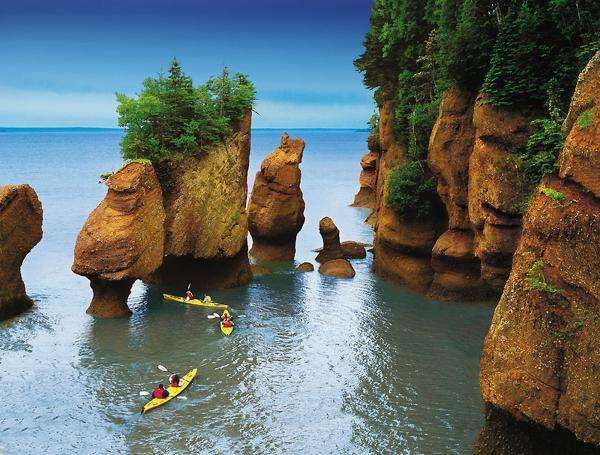 Hopewell Rocks puzzle online