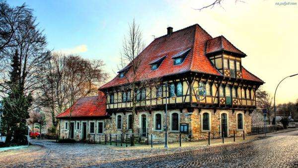 Tyskland, hus, gata, träd Pussel online