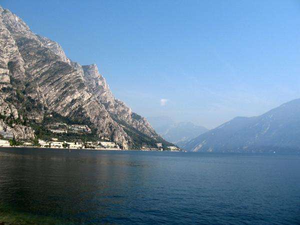 Itálie – Lago di Garda online puzzle