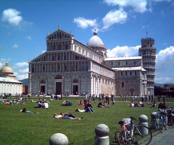 Italia - Pisa jigsaw puzzle online