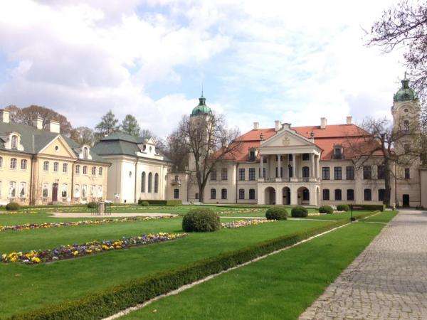 Palast in Kozłówka Puzzlespiel online