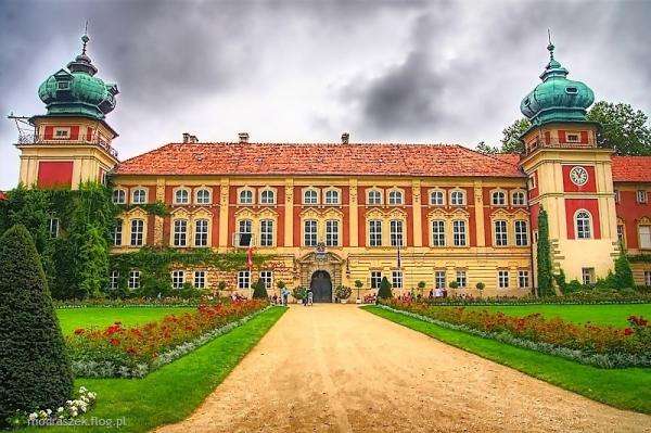 ein Palast, ein Palast in Polen Online-Puzzle