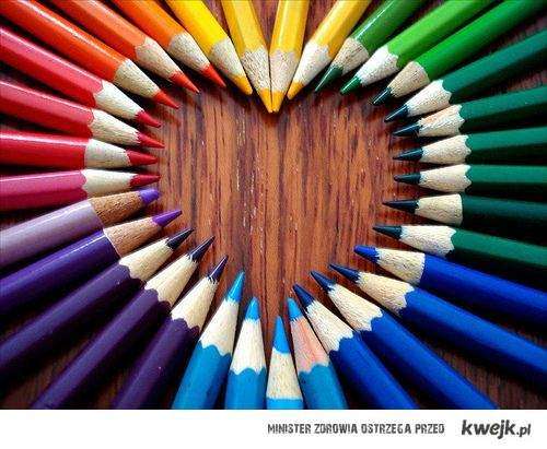 crayons de couleur coeur puzzle en ligne