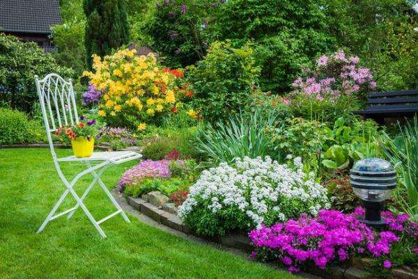 градина в задния двор онлайн пъзел