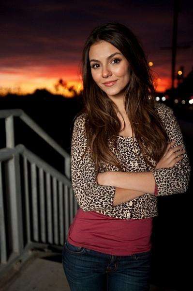 Victoria Justice jigsaw puzzle online