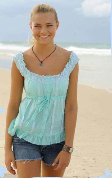 Indiana Evans jigsaw puzzle online