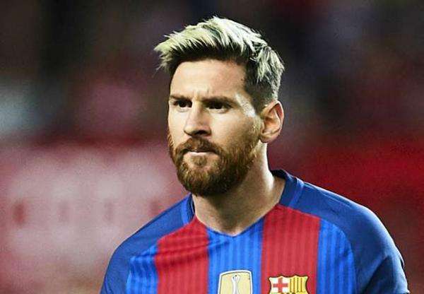 Fotbollsspelare Lionel Messi pussel på nätet