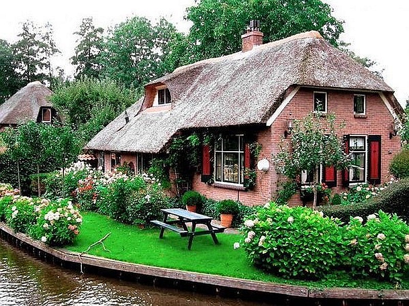 Къща в Холандия онлайн пъзел