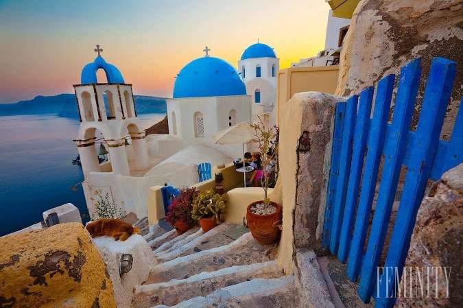 Greece in the summer jigsaw puzzle online