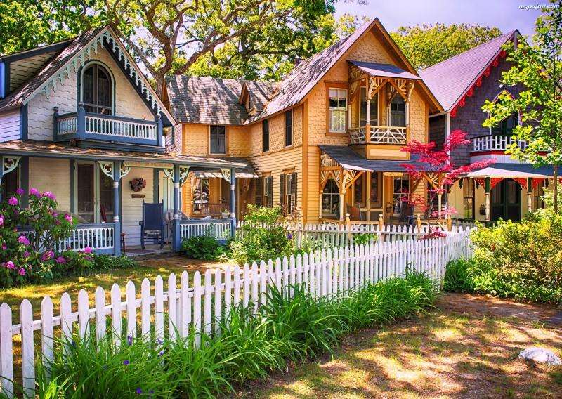 Kleurrijke huizen in de tuinen online puzzel