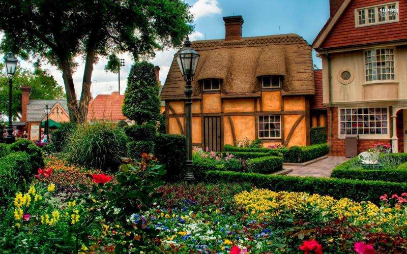 thatched house, garden jigsaw puzzle online