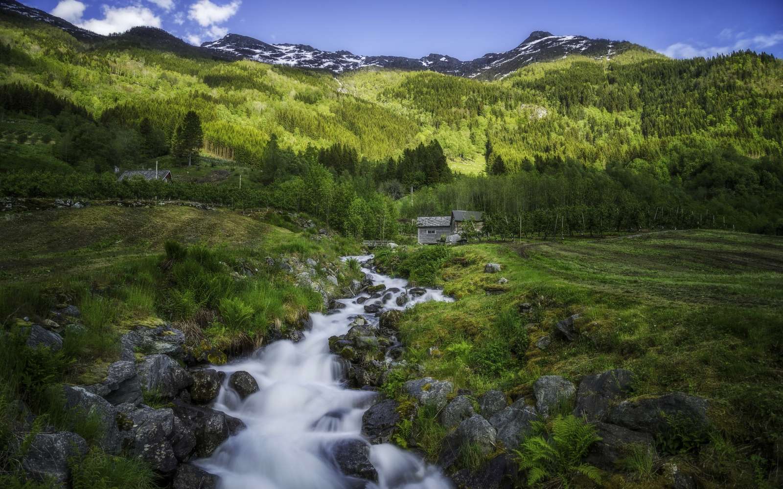 Norvégia, hegyi patak kirakós online