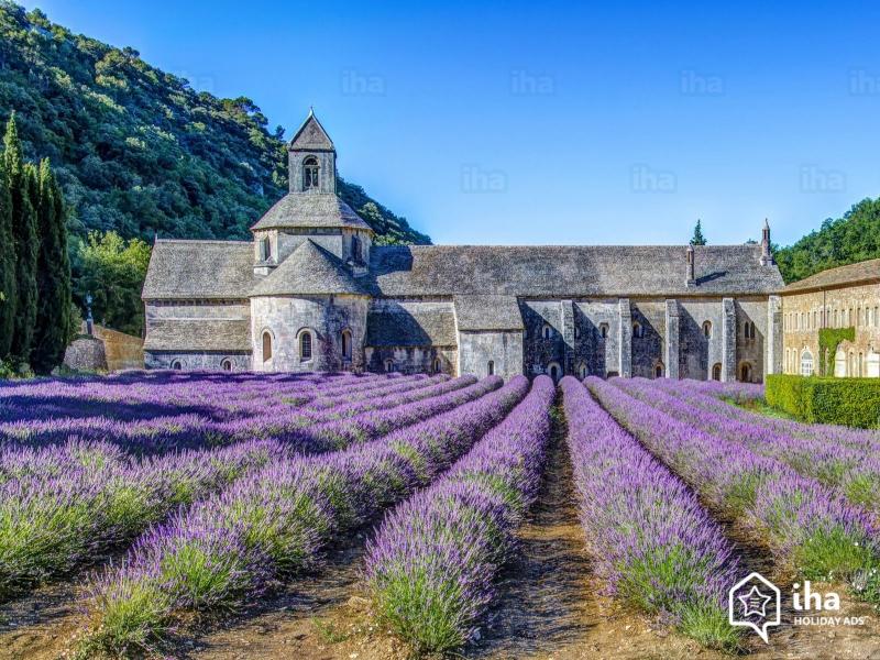 аббатство в Провансе пазл онлайн