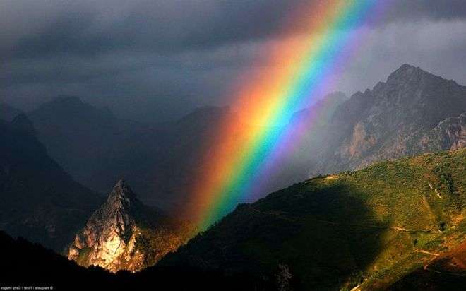 Arco-íris sobre as montanhas puzzle online