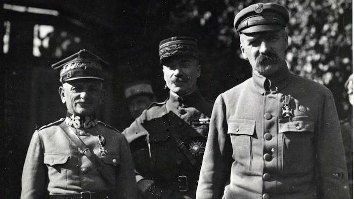 Józef Piłsudski pussel på nätet