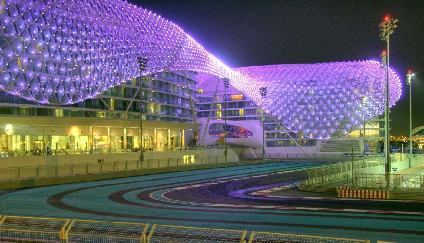 Abu Dhabi track F-1 online puzzle