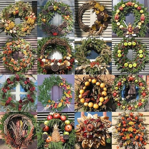 Christmas wreaths on the door online puzzle