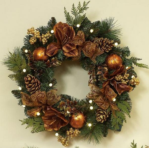 Gold-green wreath for the holi jigsaw puzzle online