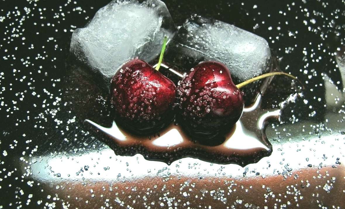 Cherries jigsaw puzzle online