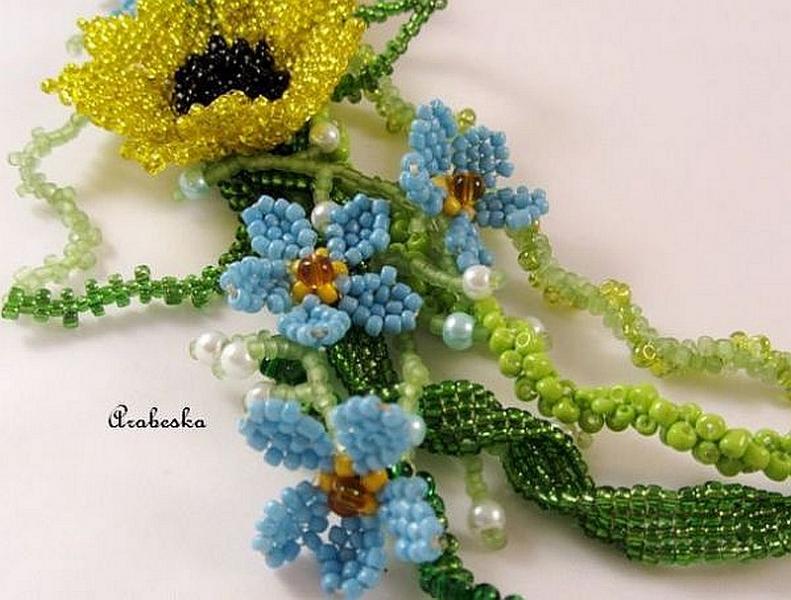 Blumen mit bunten Perlen Online-Puzzle
