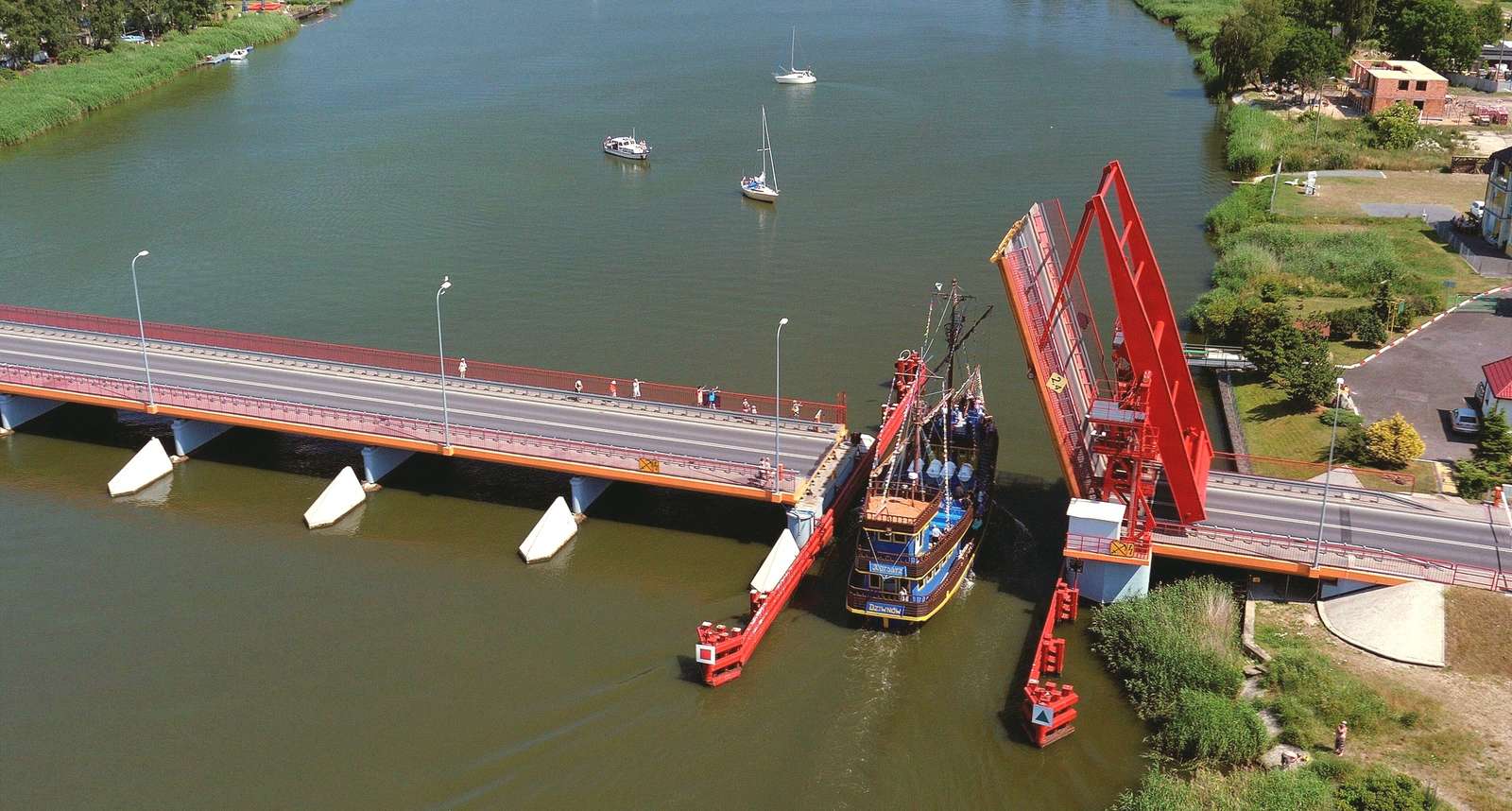 Η γέφυρα στο Dziwnów online παζλ