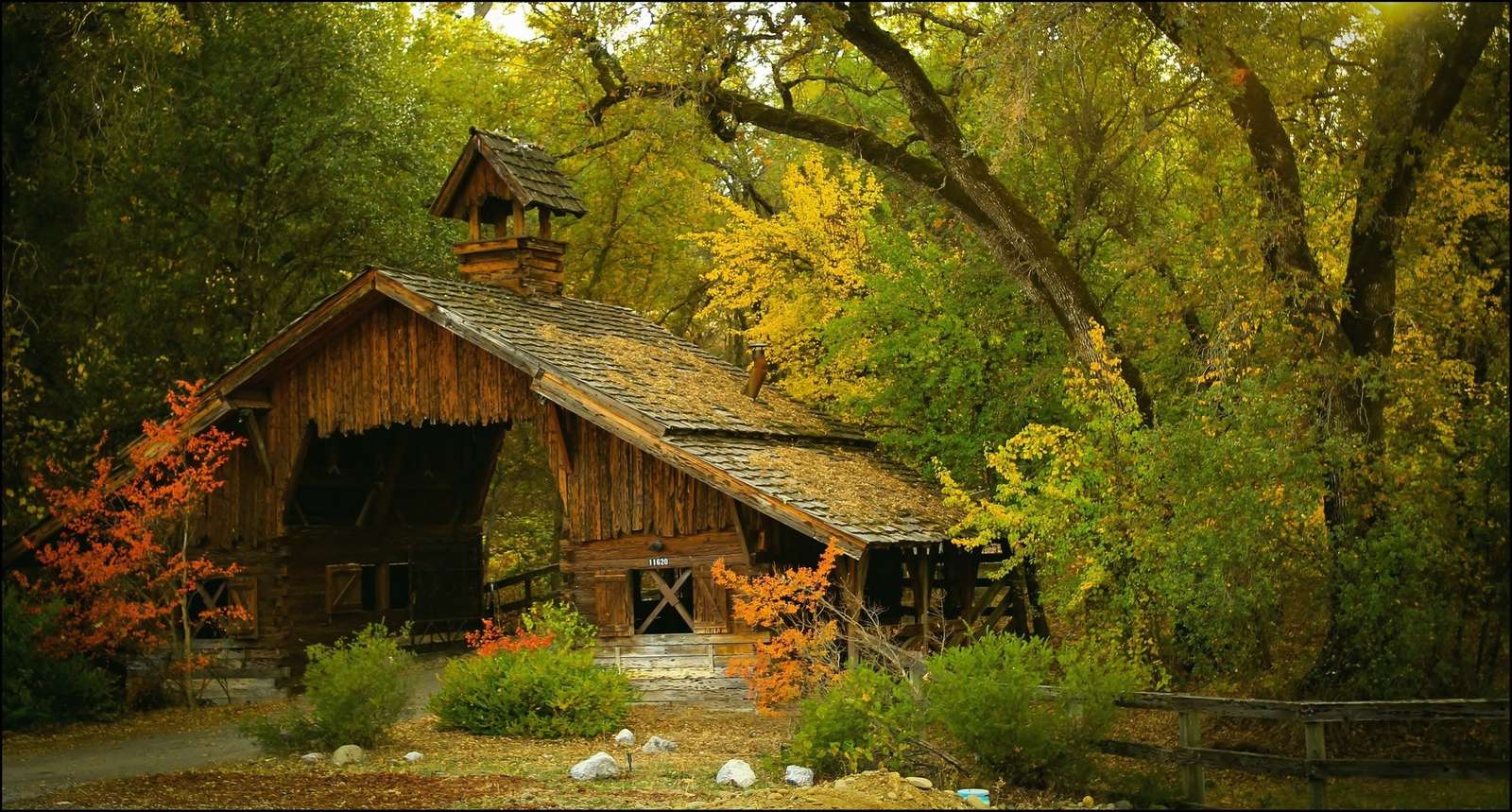 A HOUSE IN LESA jigsaw puzzle online