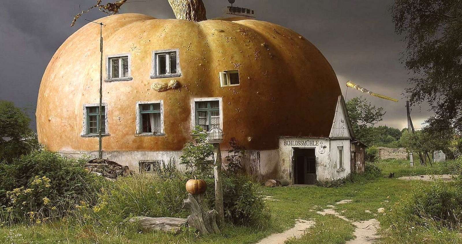 Pumpkin house online puzzle