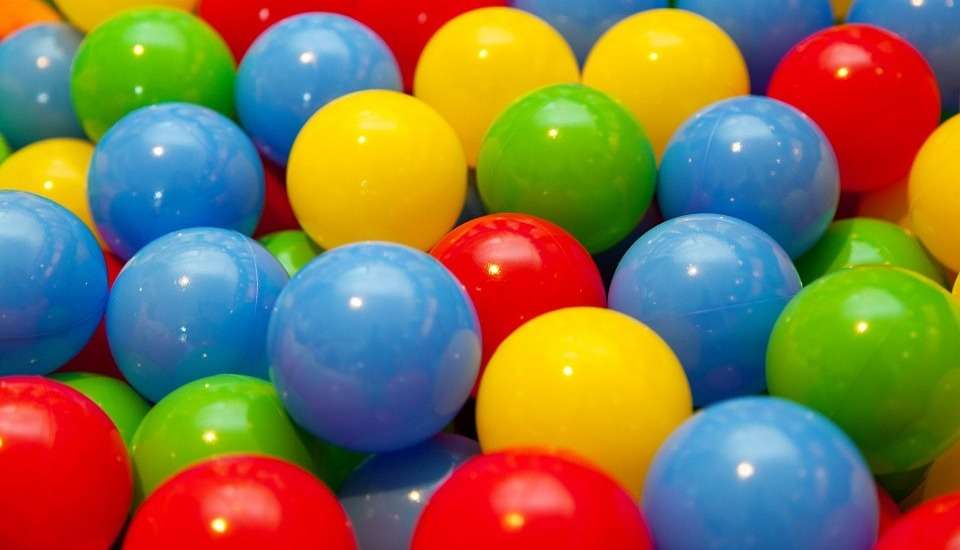 Разноцветные шары пазл онлайн