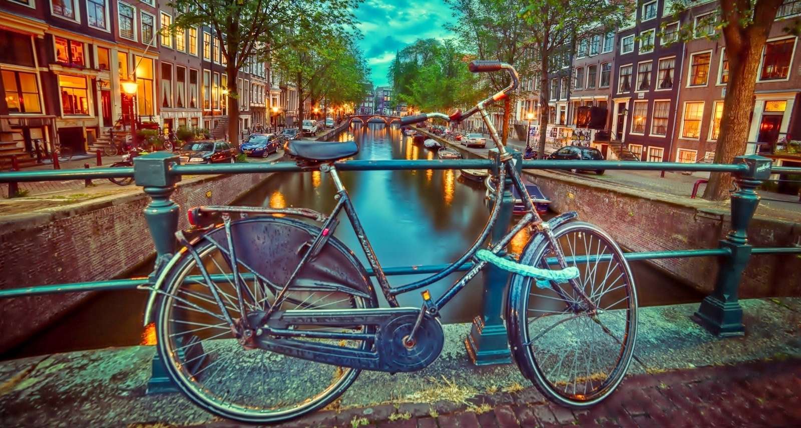 Амстердам - ​​Велосипеди онлайн пазл
