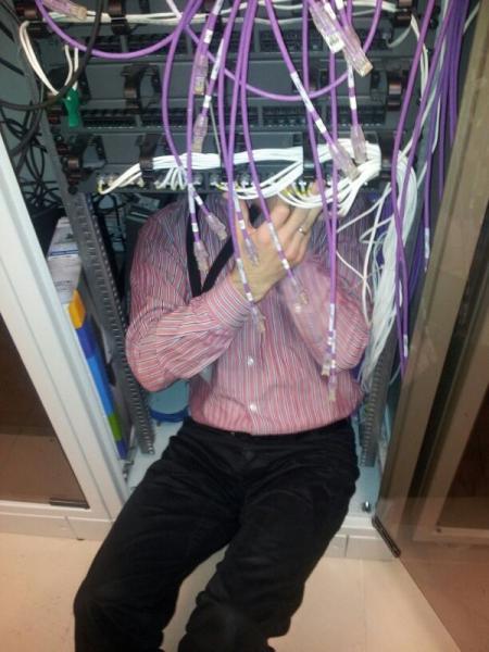 Работещ техник на мрежовия оператор онлайн пъзел