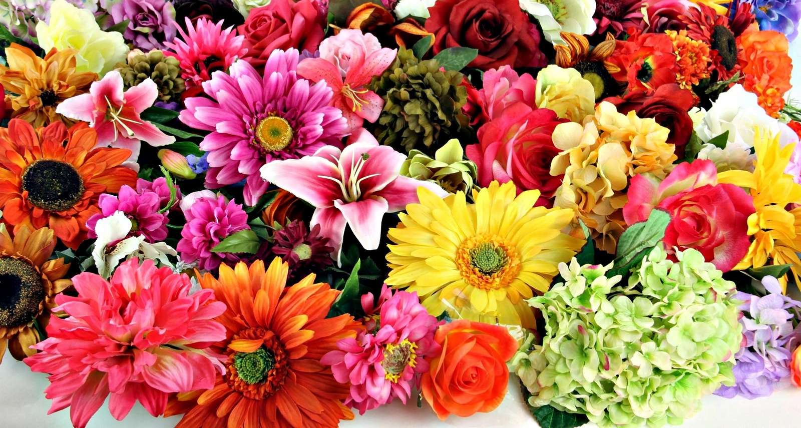 Virágkompozíció kirakós online