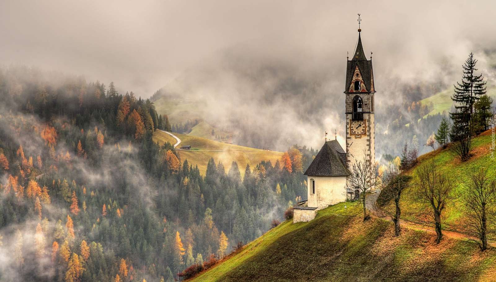 планинска църква онлайн пъзел