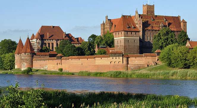 Malbork castle online puzzle