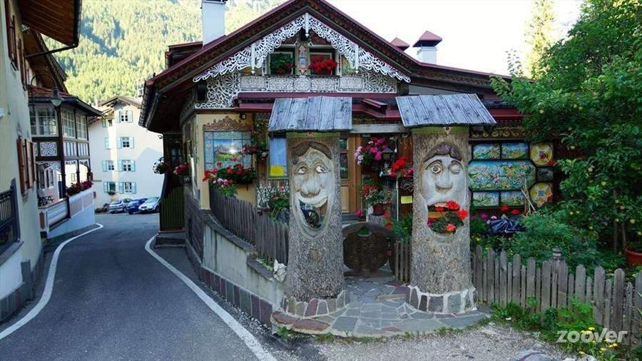 Cottage in Canazei -Italy puzzle online