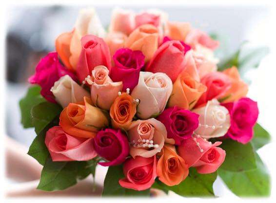 букет от цветни рози онлайн пъзел
