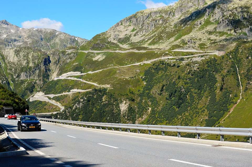 Furka Pass. Schweiz. Pussel online