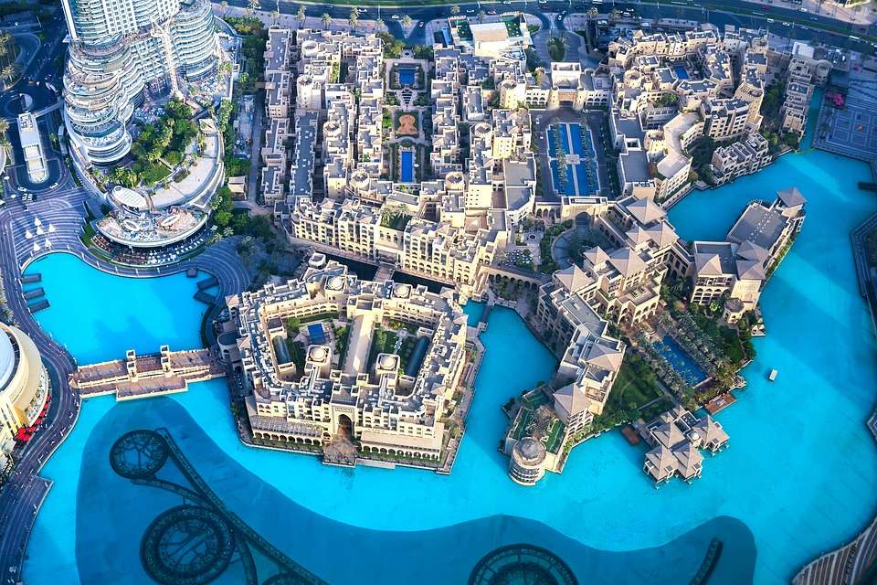 Dubai da vista panorâmica. puzzle online