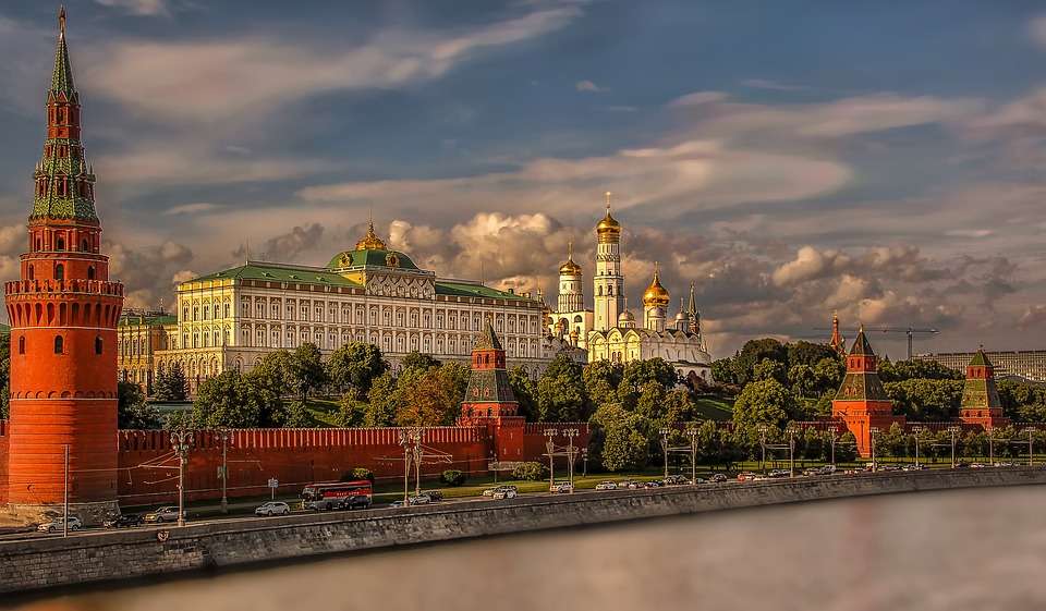 Μόσχα. Θέα στο Κρεμλίνο. online παζλ