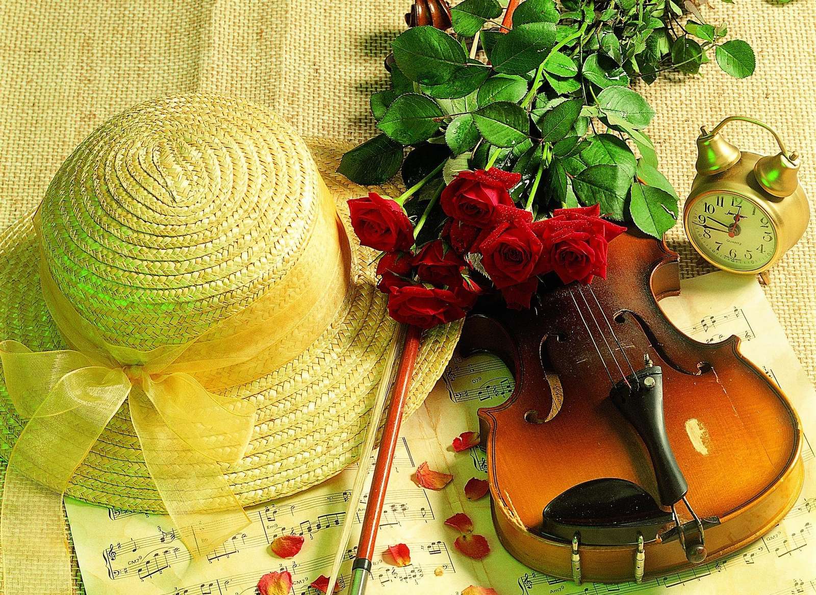 Τριαντάφυλλα σε βιολί online παζλ
