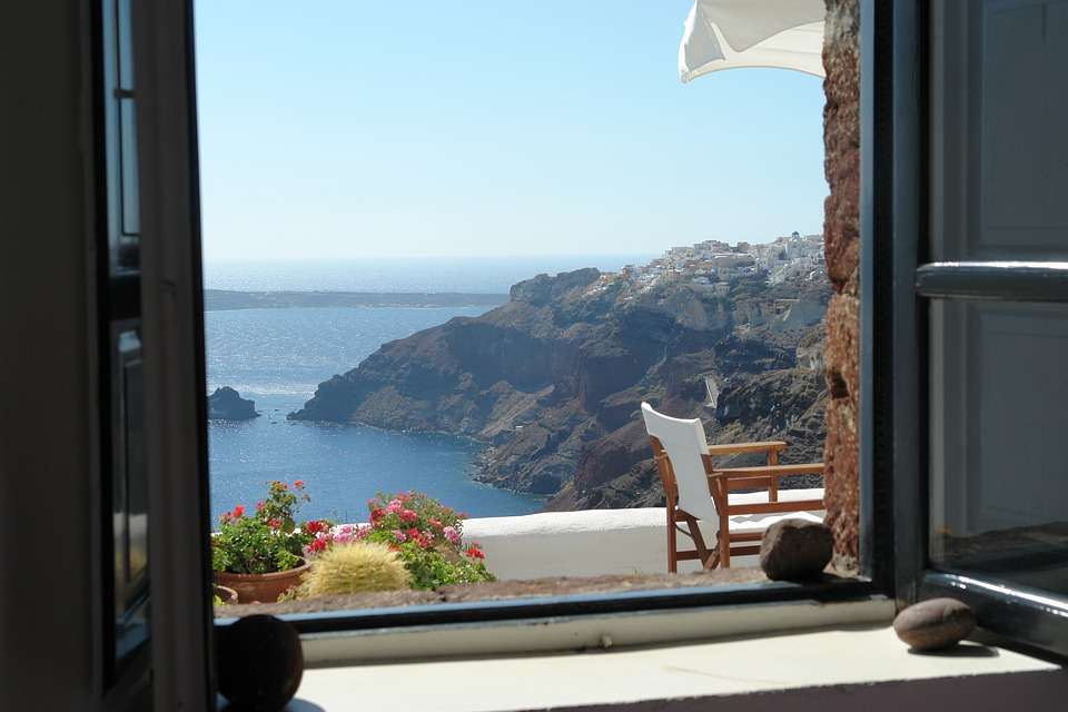 Santorini. Utsikten från fönstret. Pussel online