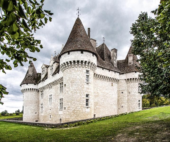 середньовічний замок онлайн пазл