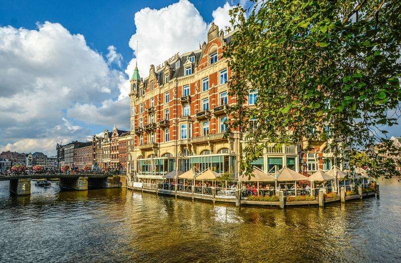 Amsterdam. Nederländerna. pussel på nätet