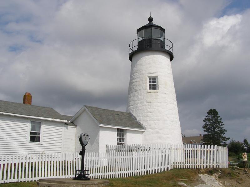 Lighthouse in Maine. online puzzle